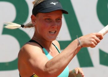 Suzan Lamens v Kamilla Rakhimova betting tips and predictions