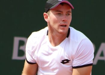 Gregoire Barrere v Dominik Koepfer betting tips and predictions